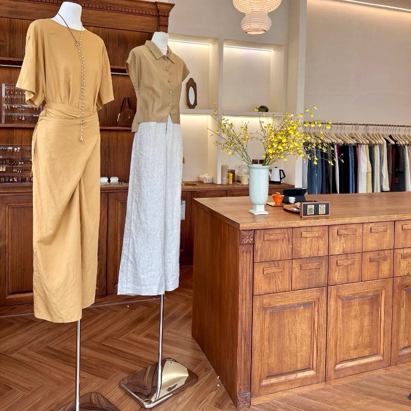Clothing shop checkout page Me – обзор и цена Office Furniture Buyers